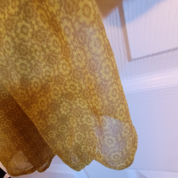 Joe fresh sheer flowy top size XS - Picture 5 of 14